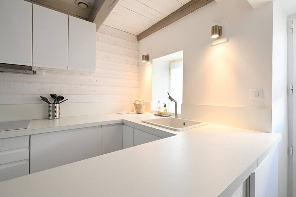 Photo of Kitchen in Les Portes-en-Re