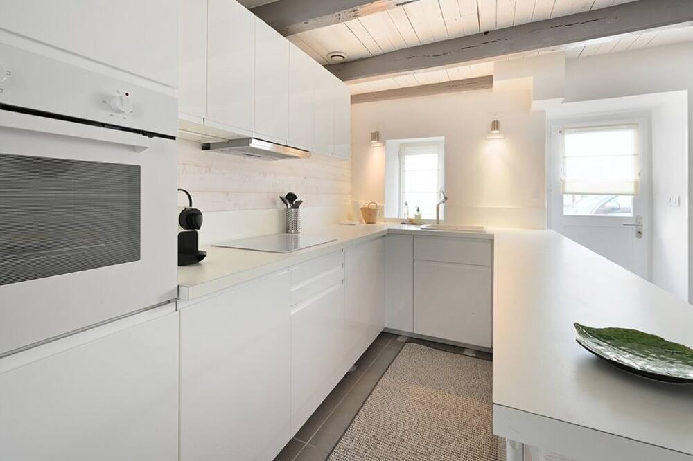 Photo of Kitchen in Les Portes-en-Re
