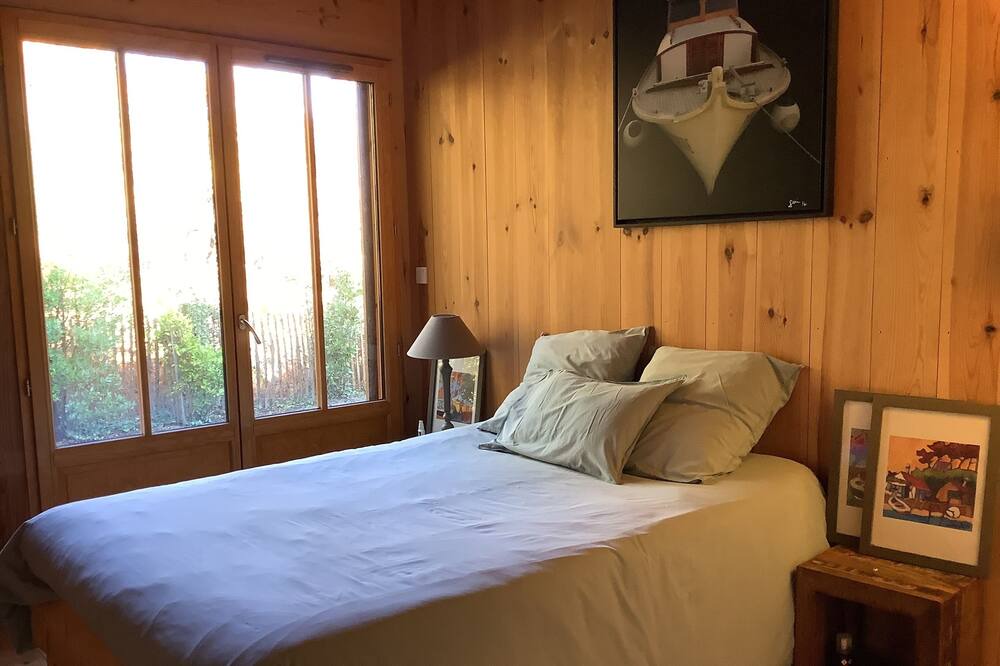 Photo of Bedroom in Lege-Cap-Ferret