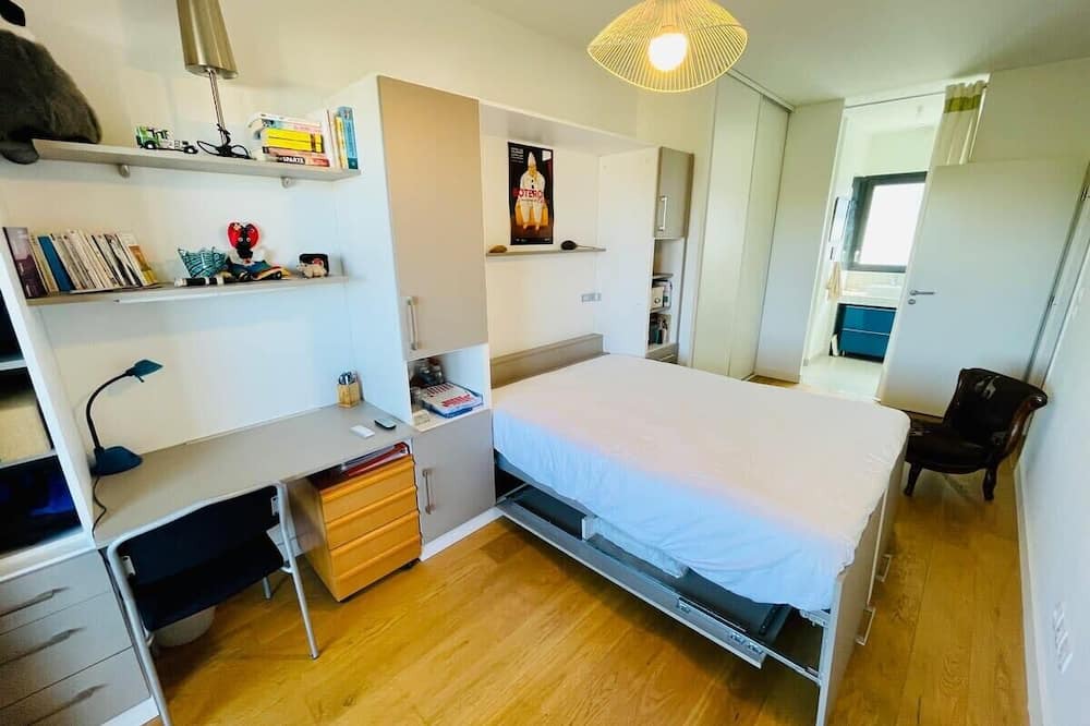 Photo of Bedroom in Bassins a Flot