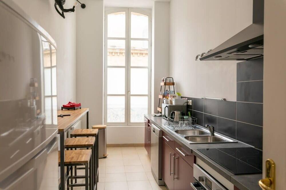 Photo of Kitchen in Bordeaux Golden Triangle