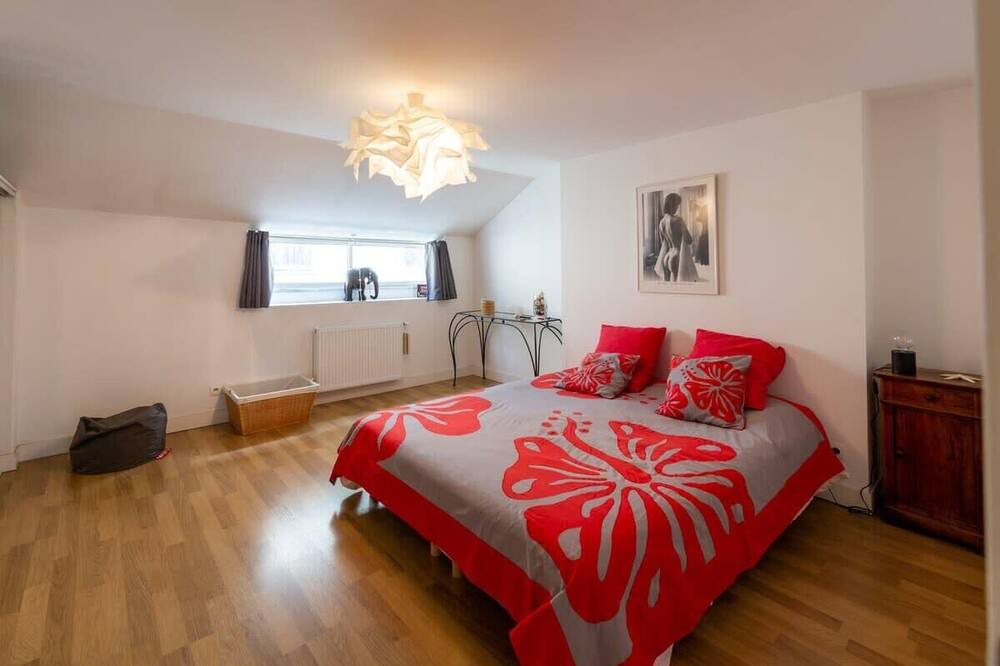 Photo of Bedroom in Bordeaux Golden Triangle