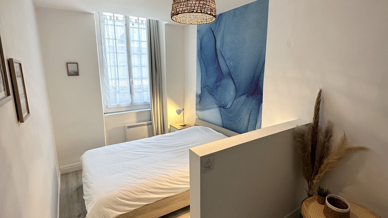 Photo of Bedroom in Nay