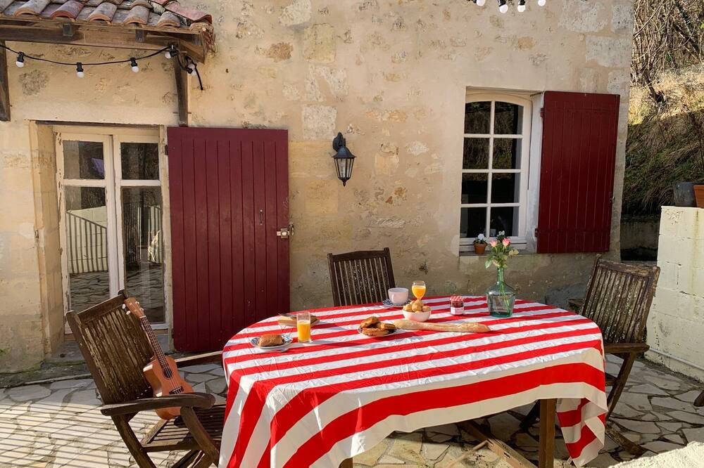 Photo of Patio Balcony in Paillet