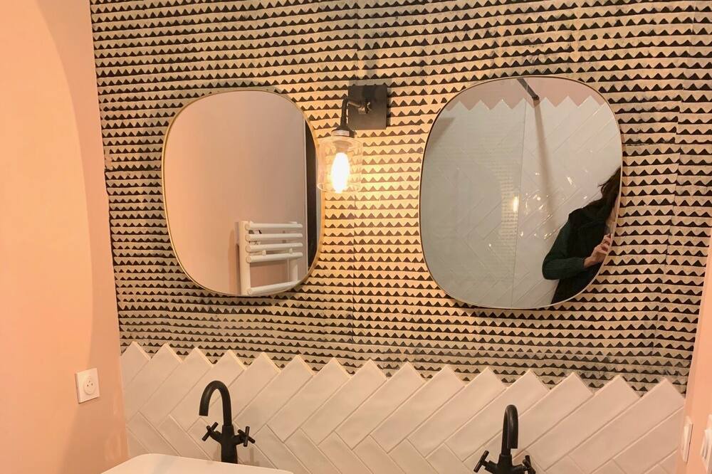 Photo of Bathroom in Paillet