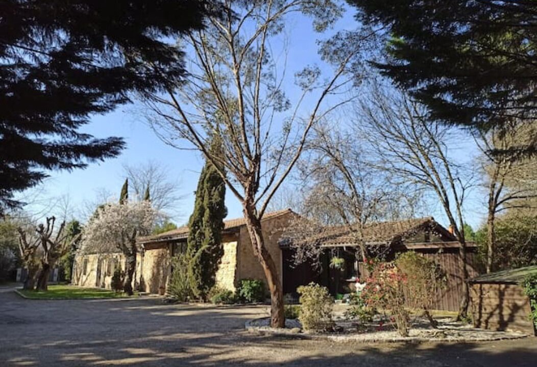 Photo of Outdoor in Saint-Medard-en-Jalles