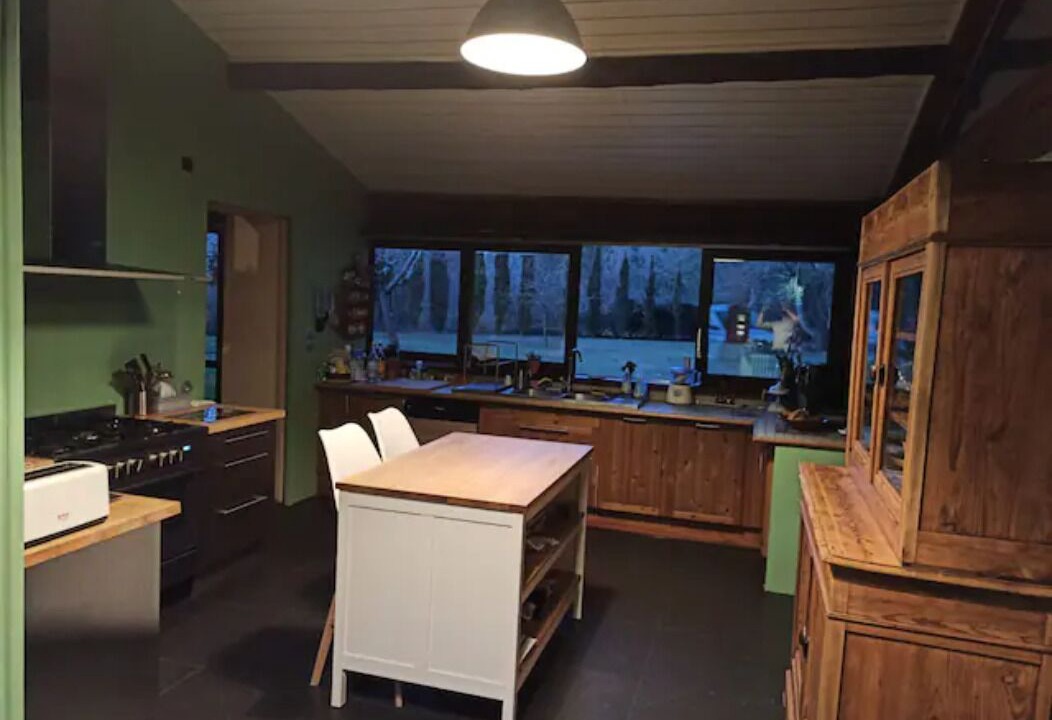 Photo of Kitchen in Saint-Medard-en-Jalles