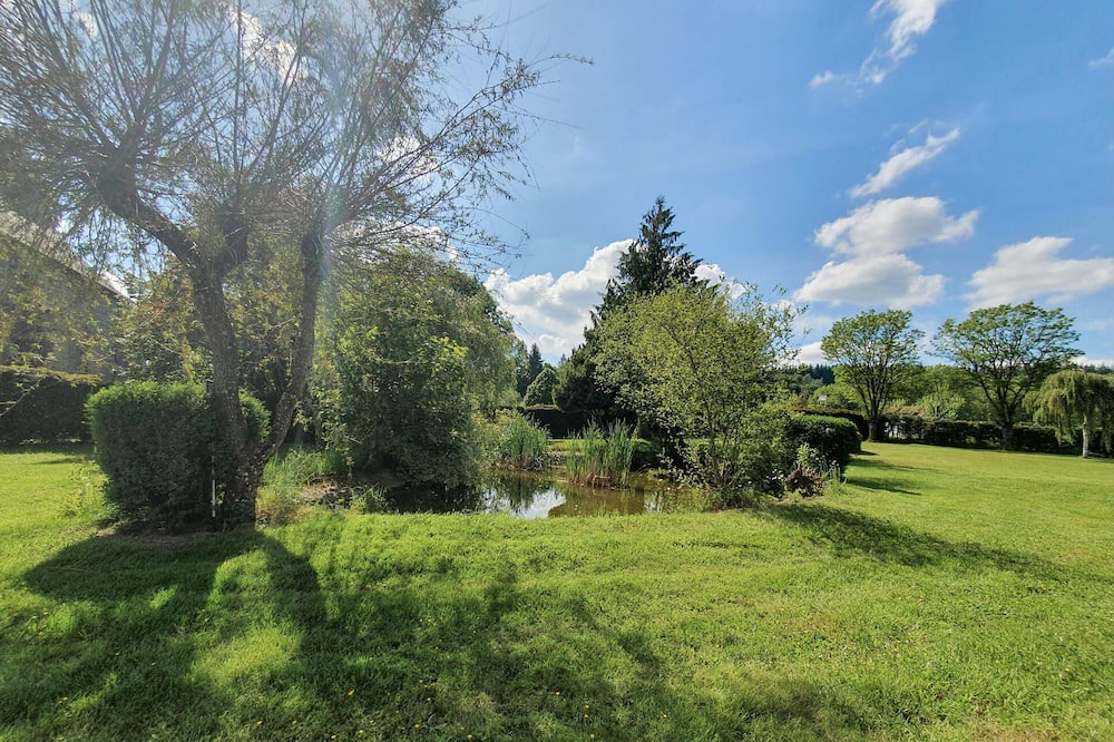 Photo of Others in Saint-Marc-a-Loubaud