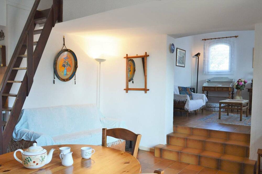 Photo of Livingroom in Bormes-Les-Mimosas