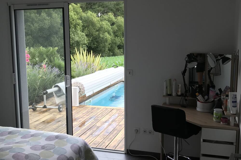 Photo of Bedroom in Saubrigues