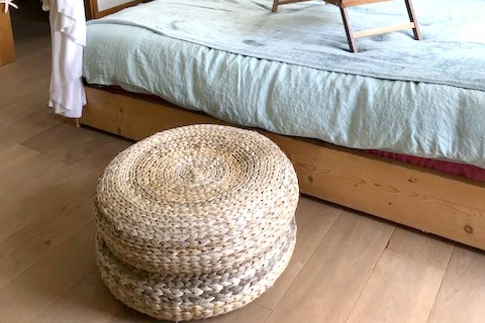 Photo of Livingroom in Arbonne