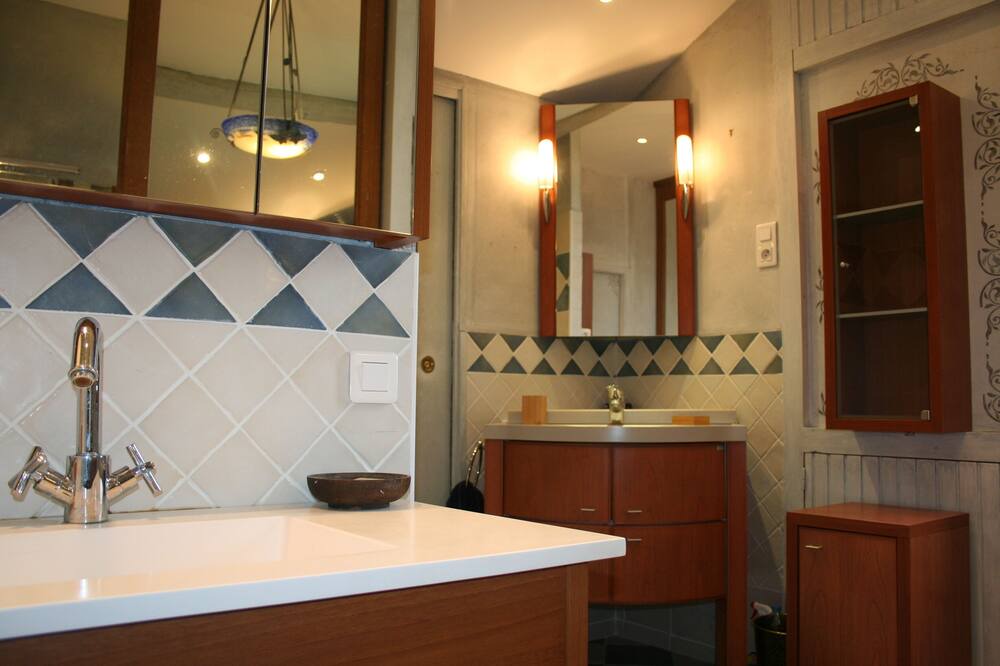 Photo of Bathroom in Tercis-les-Bains
