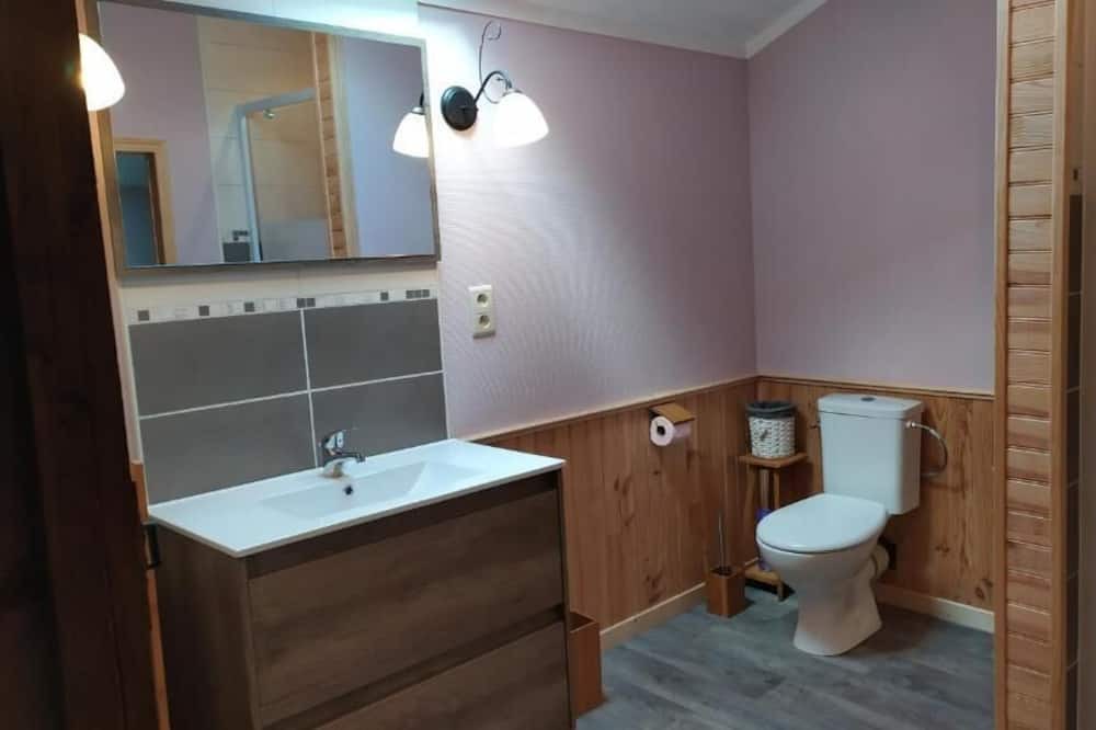 Photo of Bathroom in Yvrac-et-Malleyrand