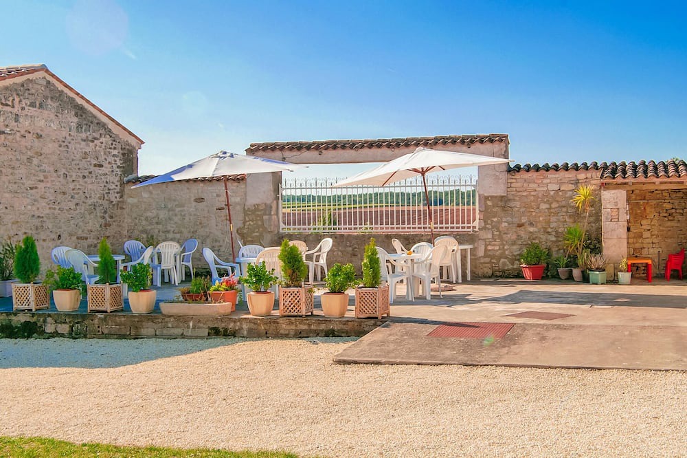 Photo of Others in Saint-Hilaire-de-Villefranche