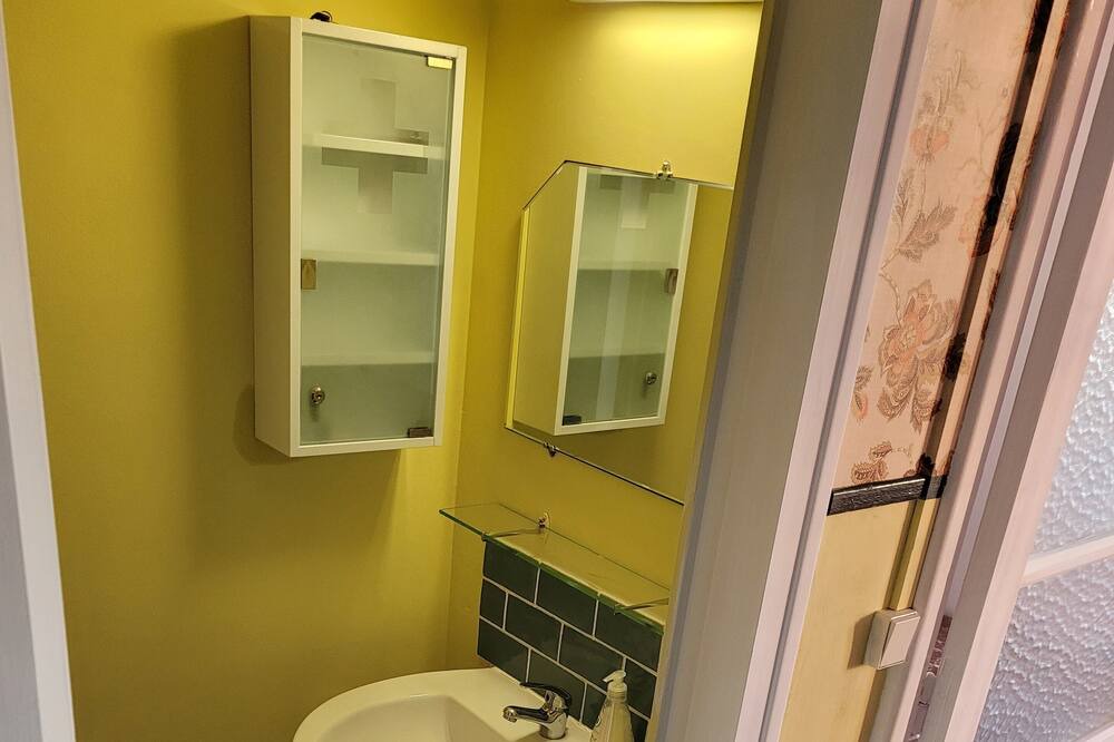 Photo of Bathroom in Chabanais