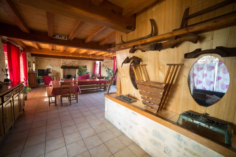 Photo of Kitchen in Borreze