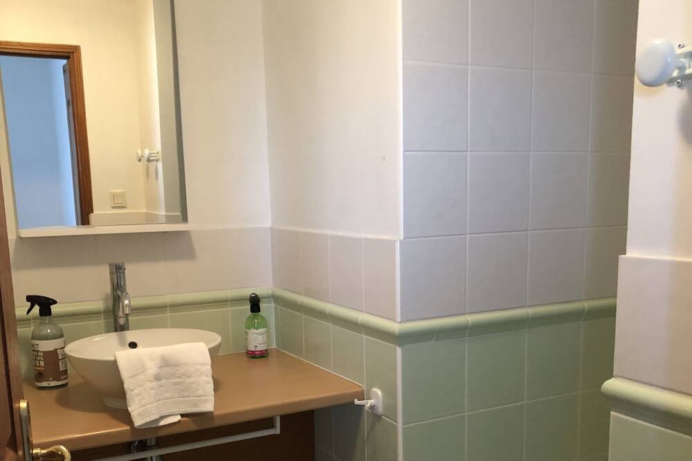 Photo of Bathroom in Borreze