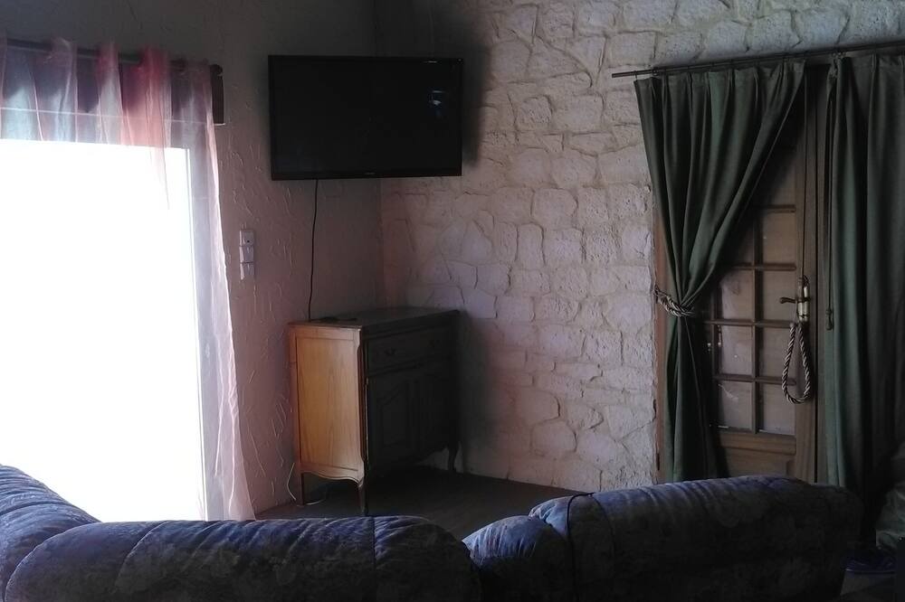Photo of Livingroom in Les Adjots