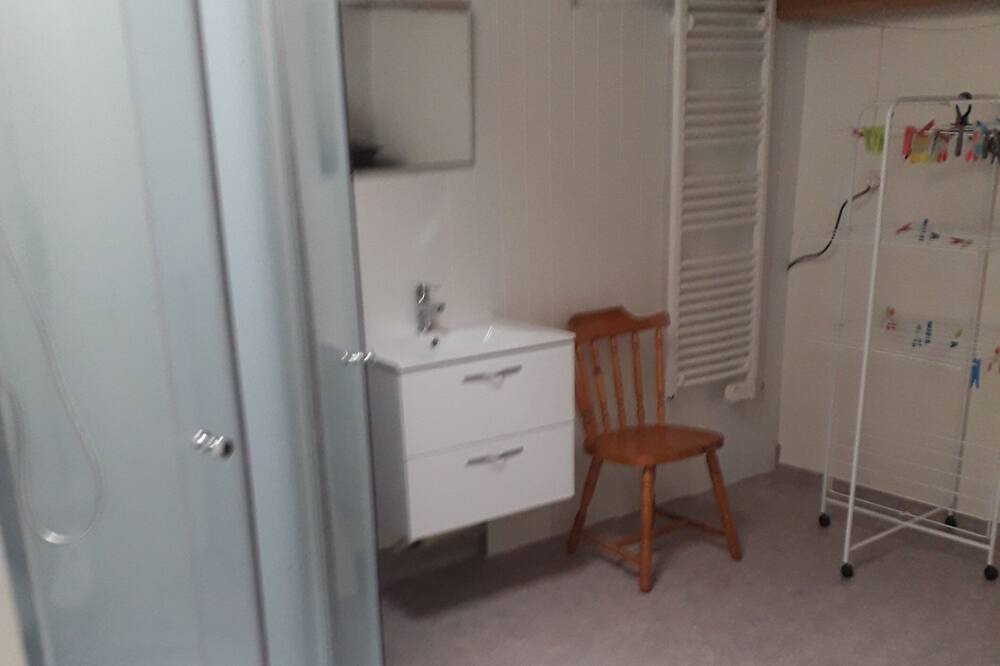 Photo of Bathroom in Les Adjots