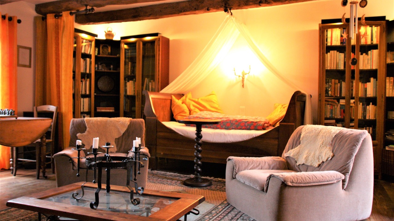 Photo of Livingroom in Saint-Geyrac