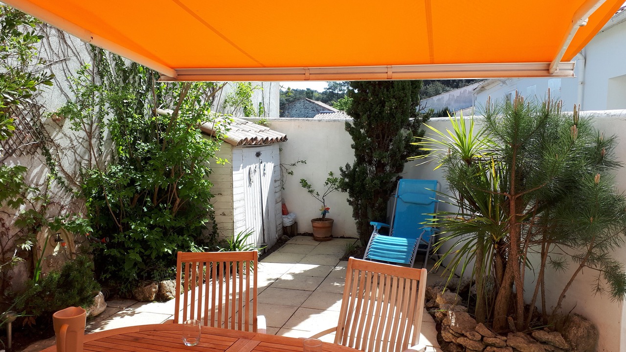 Photo of Outdoor in Domino