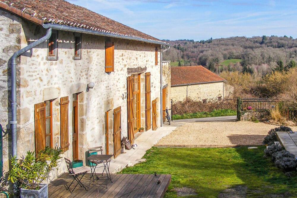 Photo of Outdoor in Villechenoux