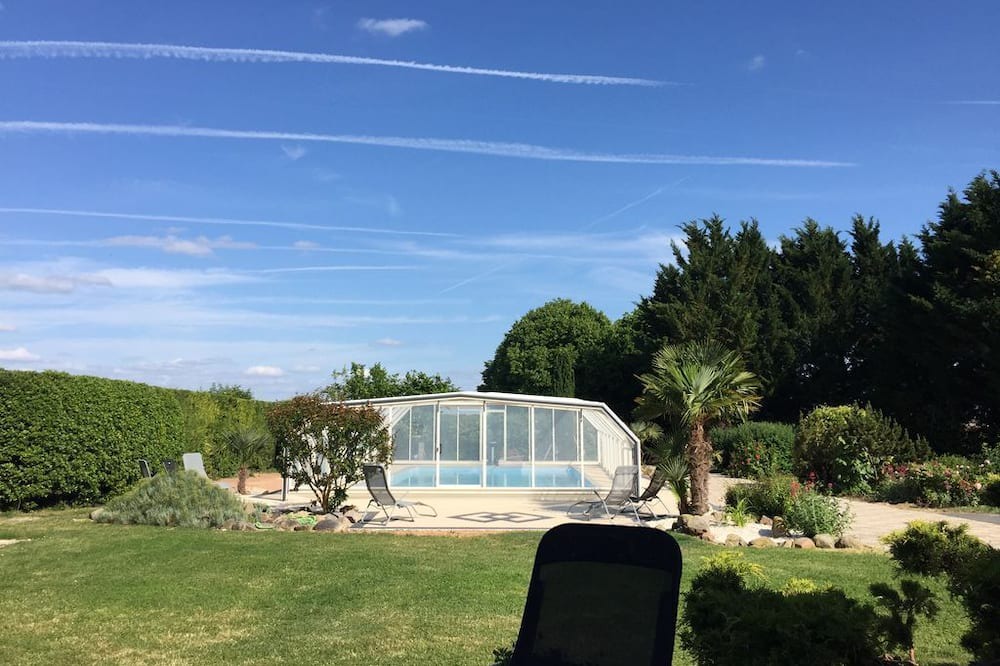 Photo of Outdoor in Chabournay
