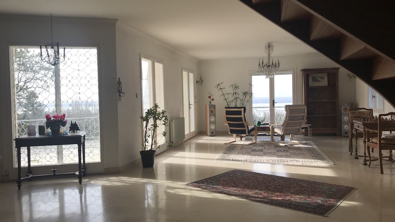 Photo of Livingroom in Plassac