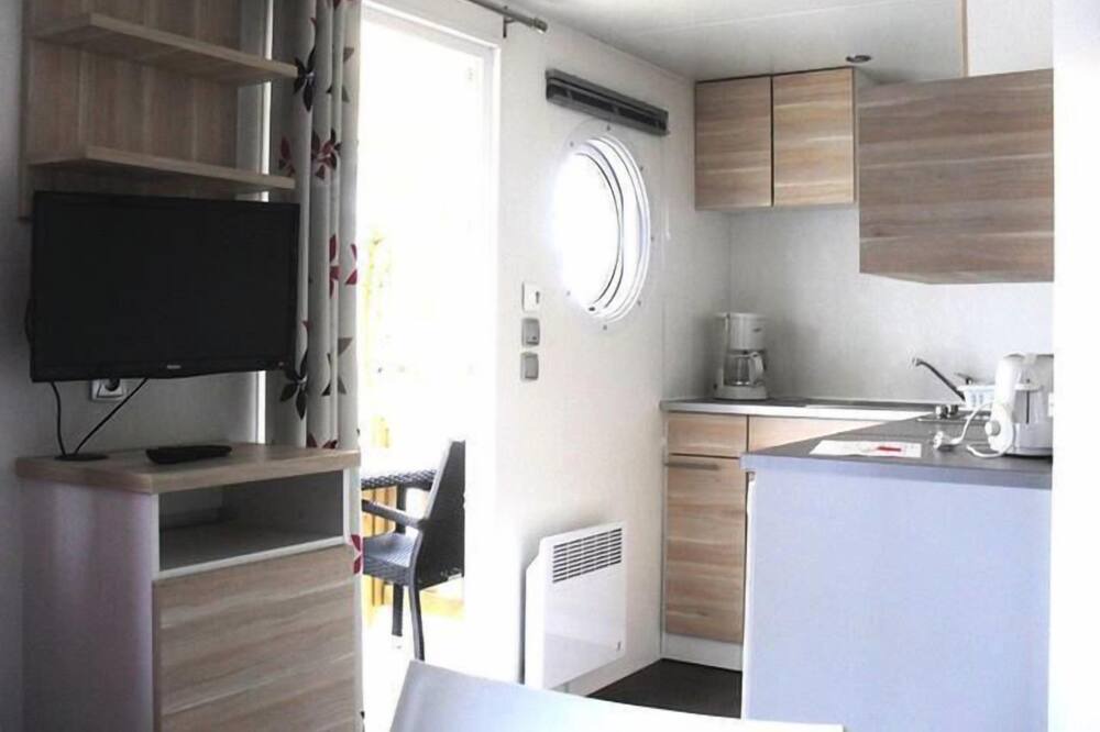 Photo of Kitchen in LHoumeau