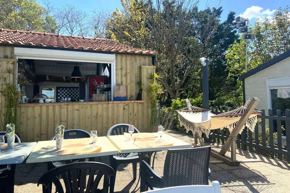 Photo of Outdoor in LHoumeau