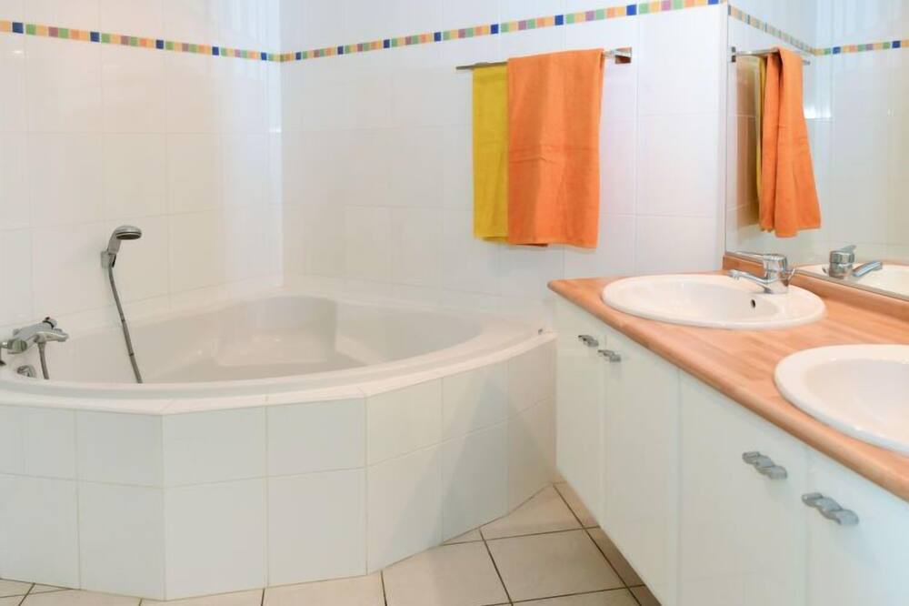 Photo of Bathroom in Biscarrosse