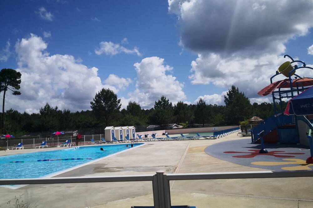 Photo of Outdoor in Saint-Julien-en-Born