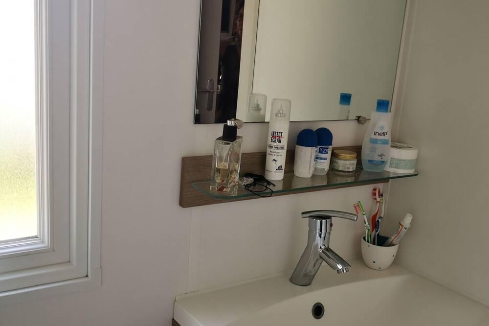 Photo of Bathroom in Saint-Julien-en-Born