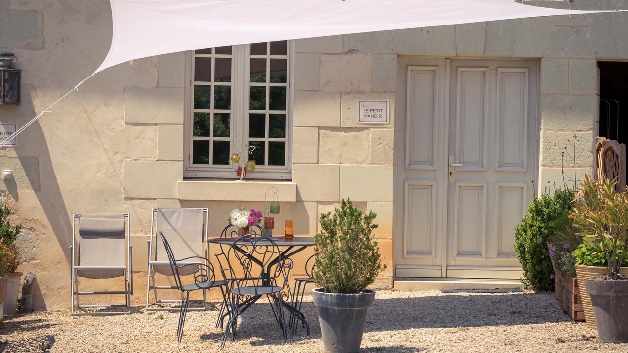 Photo of Outdoor in Saires