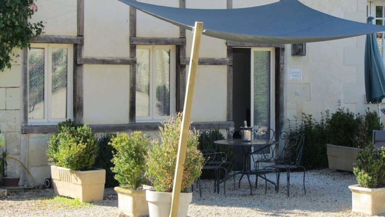 Photo of Outdoor in Saires