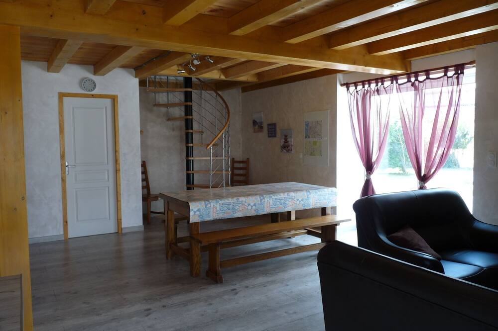 Photo of Livingroom in Luchat