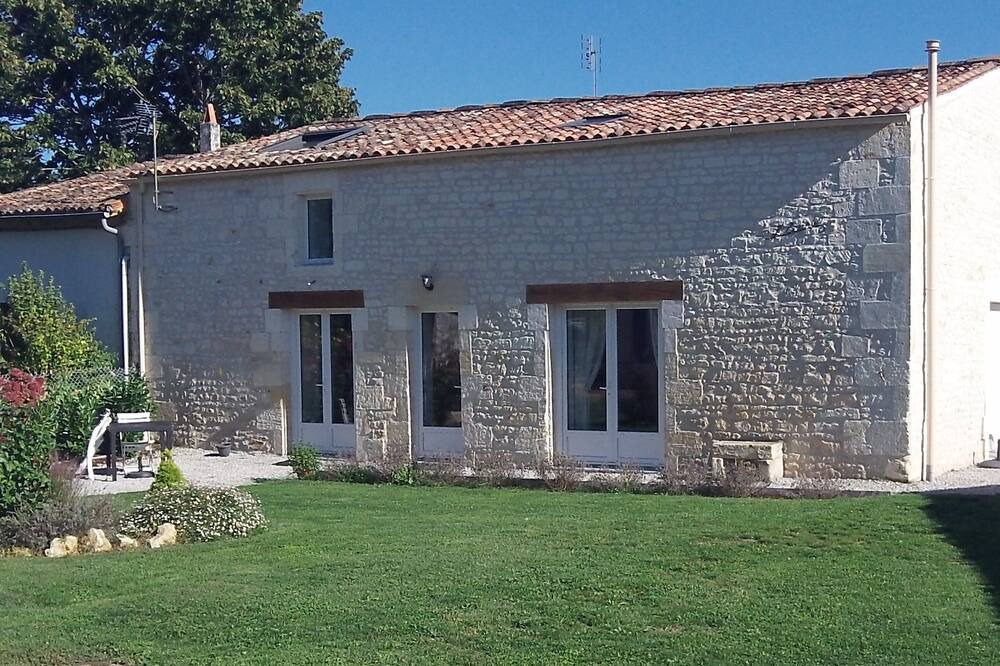 Photo of Outdoor in Luchat