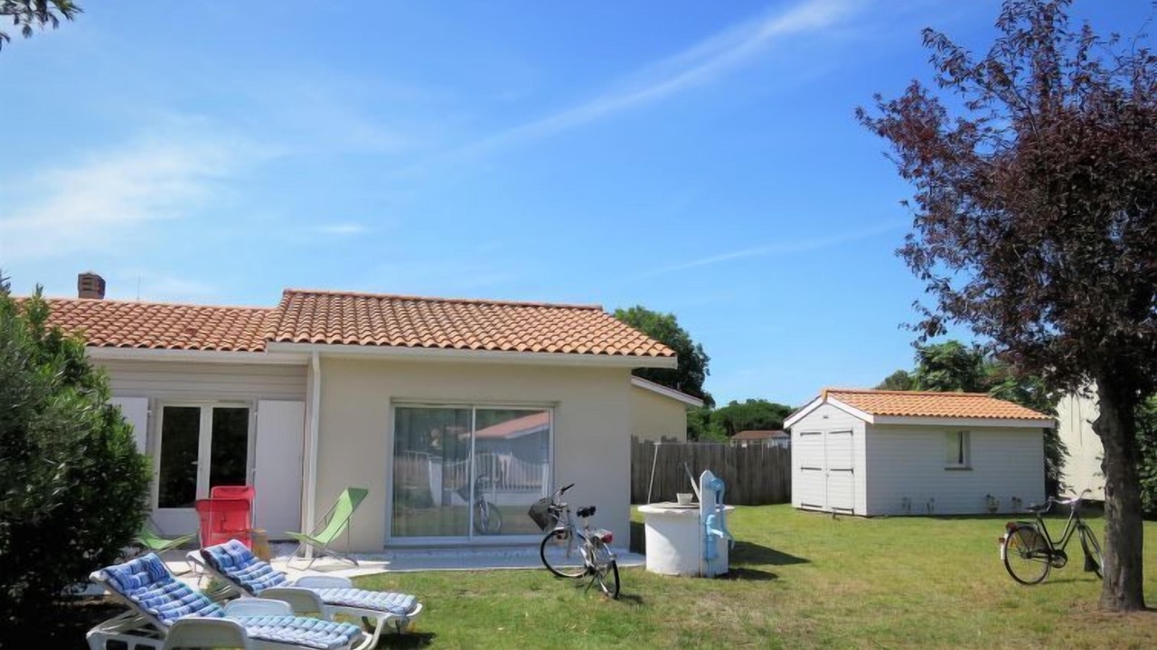 Photo of Outdoor in Saint-Vivien-de-Medoc