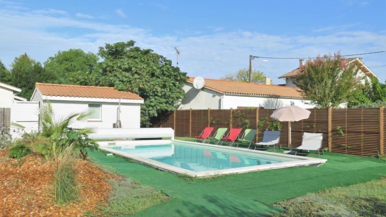 Photo of Outdoor in Saint-Vivien-de-Medoc