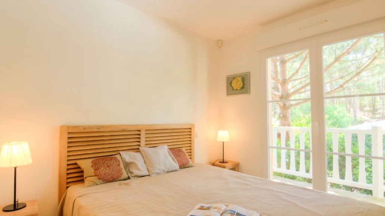 Photo of Bedroom in Lacanau-Ocean