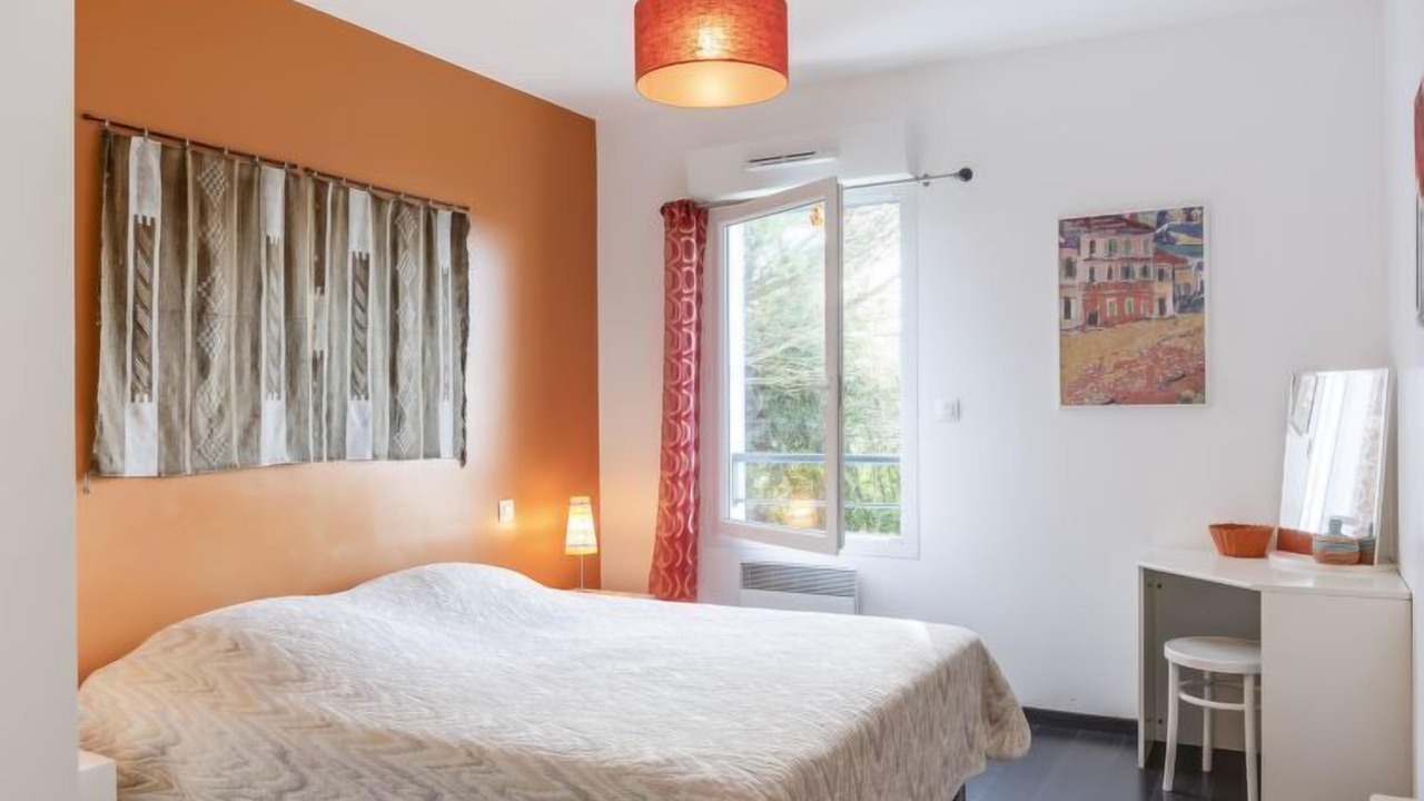 Photo of Bedroom in Saint-Jean-de-Luz
