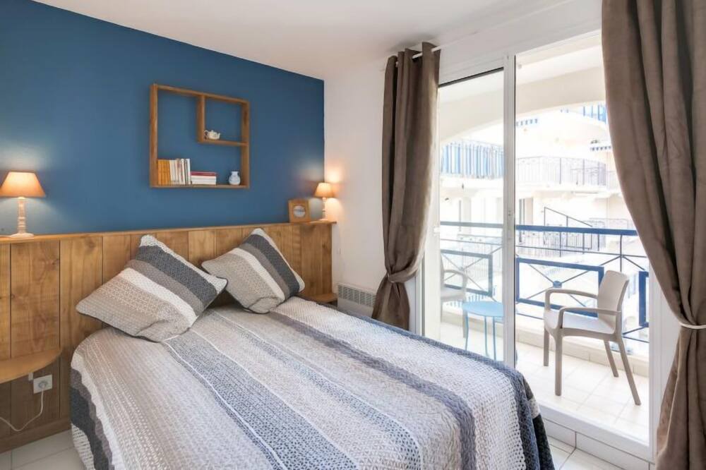 Photo of Bedroom in Pontaillac