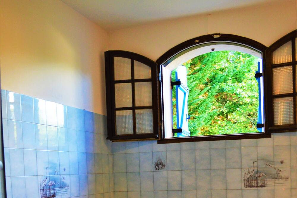 Photo of Bathroom in Marsaneix