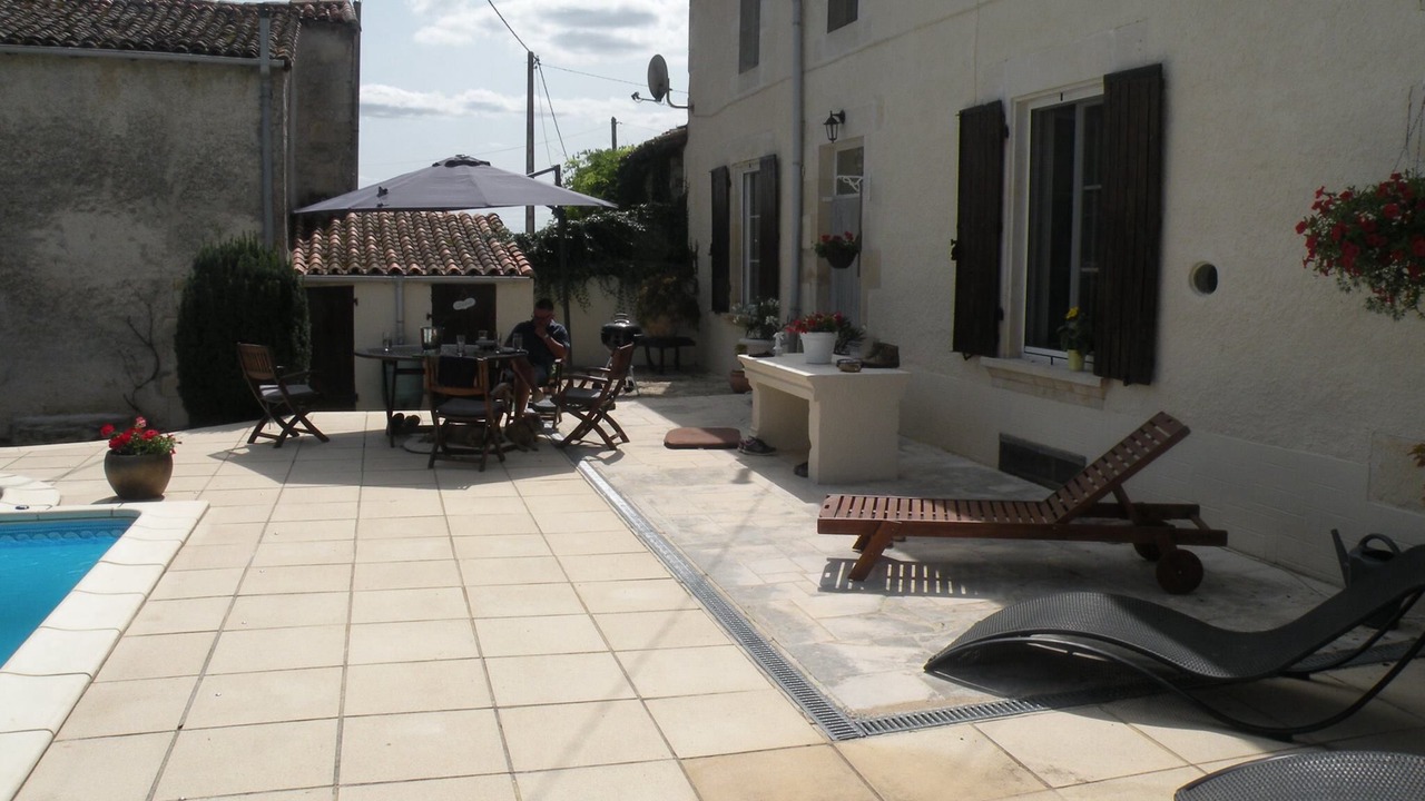 Photo of Patio Balcony in Chaunay
