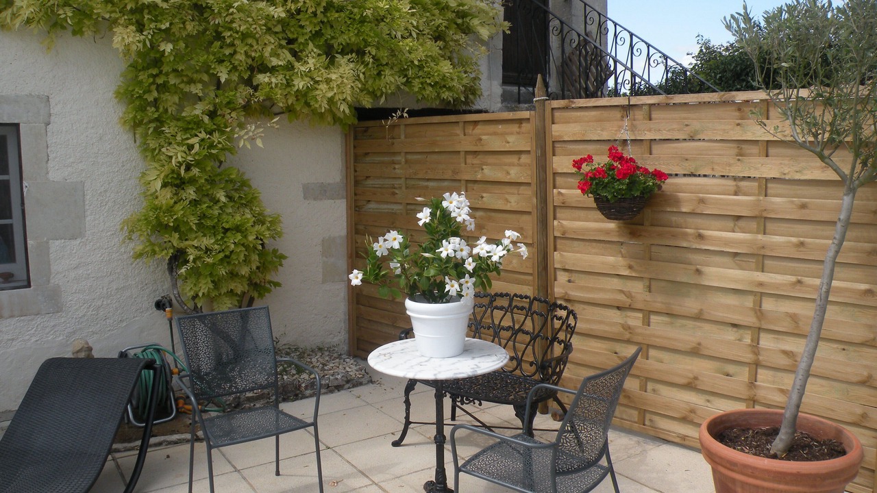 Photo of Patio Balcony in Chaunay