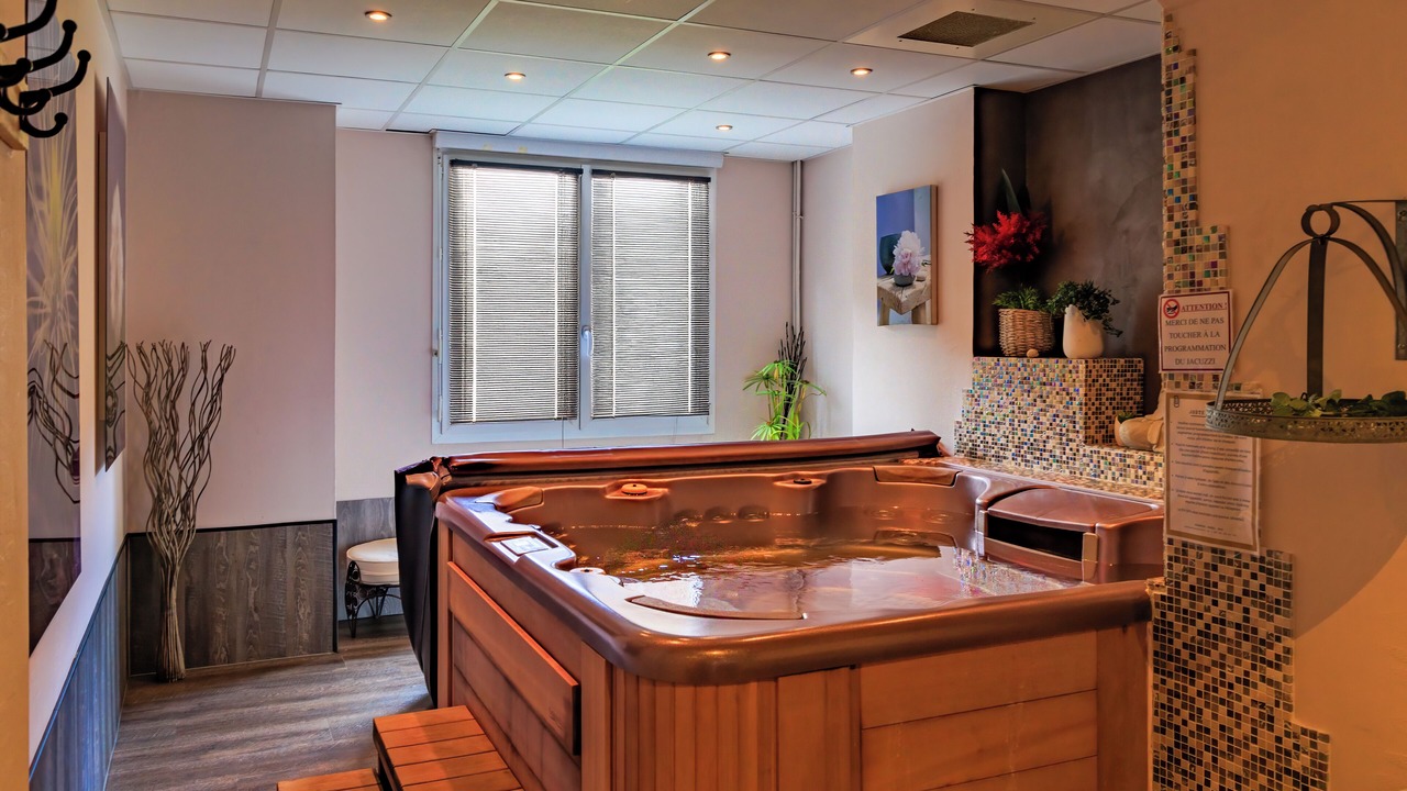 Photo of Bedroom in Bort-les-Orgues