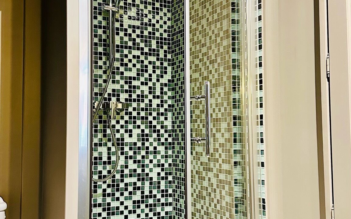 Photo of Bathroom in Bayonne