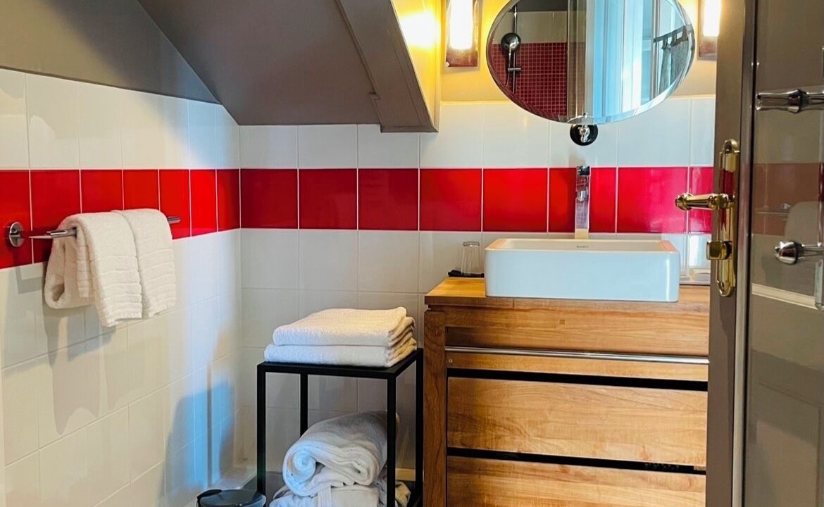 Photo of Bathroom in Bayonne