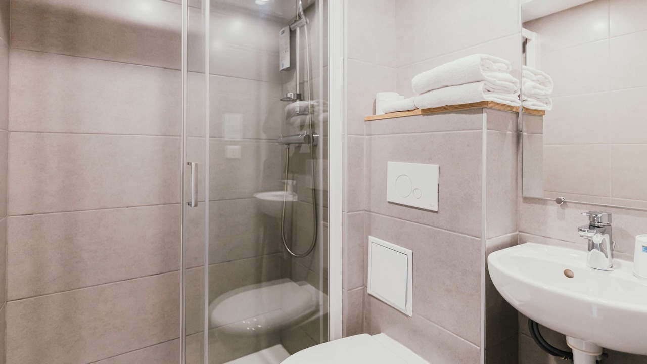 Photo of Bathroom in Lormont