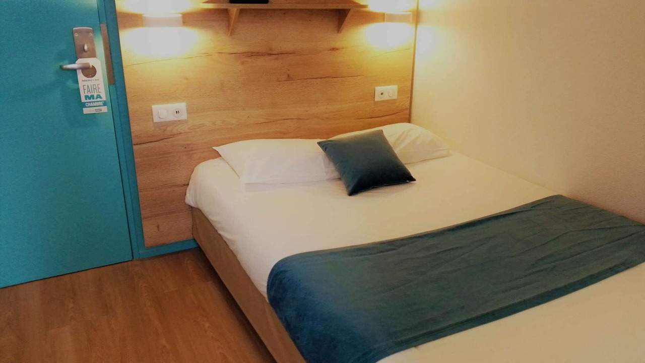 Photo of Bedroom in Lormont